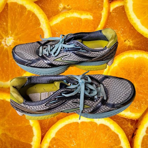Brooks Mogo Running Shoes Gray and Yellow Model 1201381B620 Size‎ 9.5